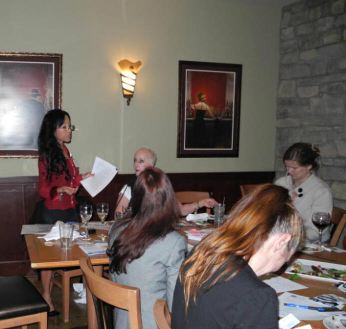 Nicky Dare the President for NAPW National Association of Professional Women for Santa Clarita chapter speaking for women monthly dinner meeting
