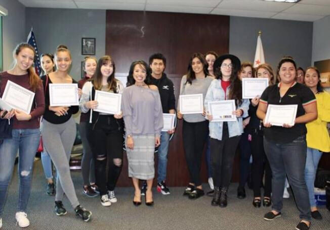 Nicky Dare speaking at university criminal justice program